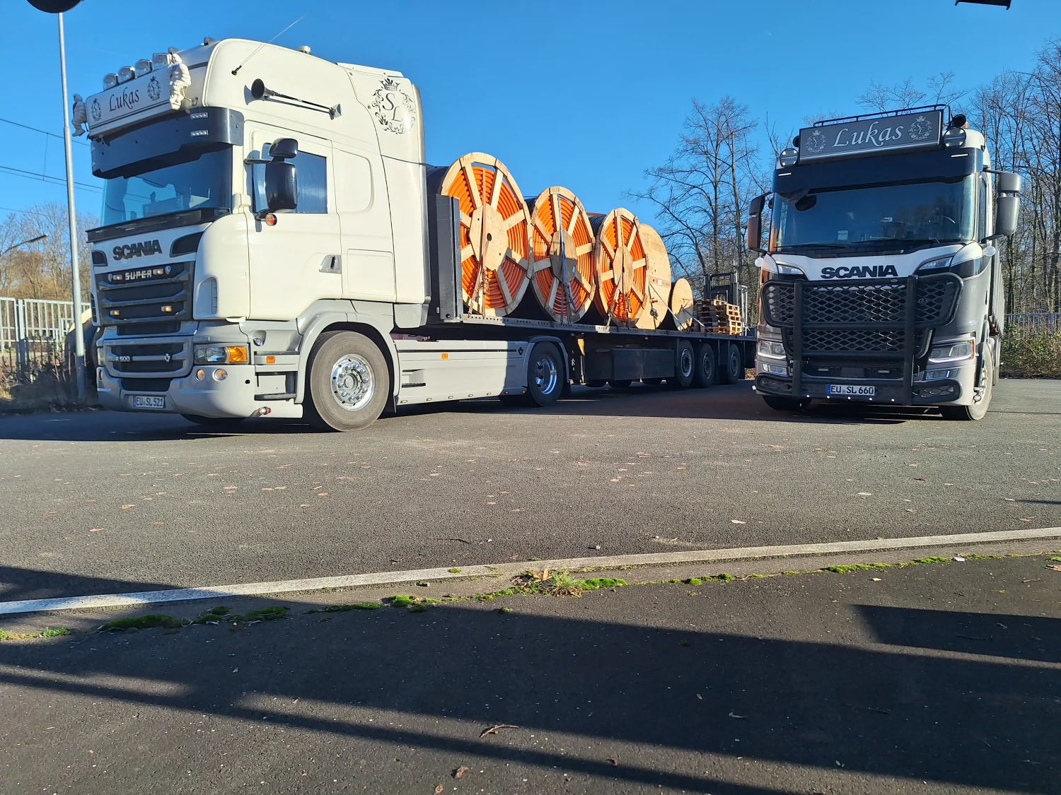 Plateau und Mitnahmestapler von Sylvio Lukas Transporte